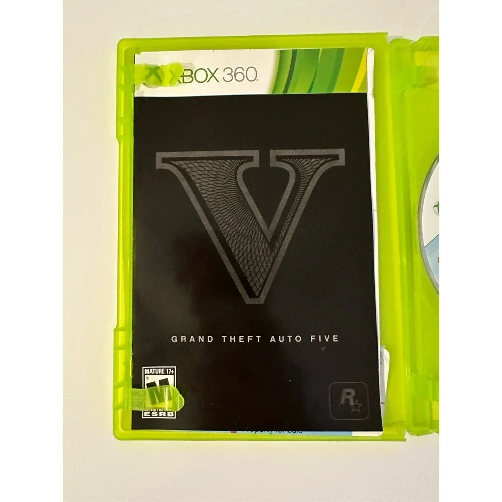 Grand Theft Auto V - Microsoft Xbox 360 - CIB With Map & Manual